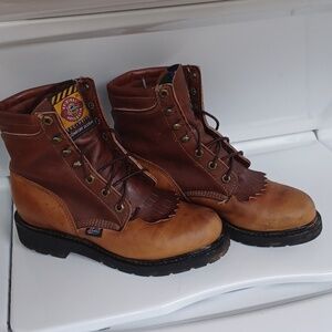 Justin boots Roper boots women's size 7. Made in the USA